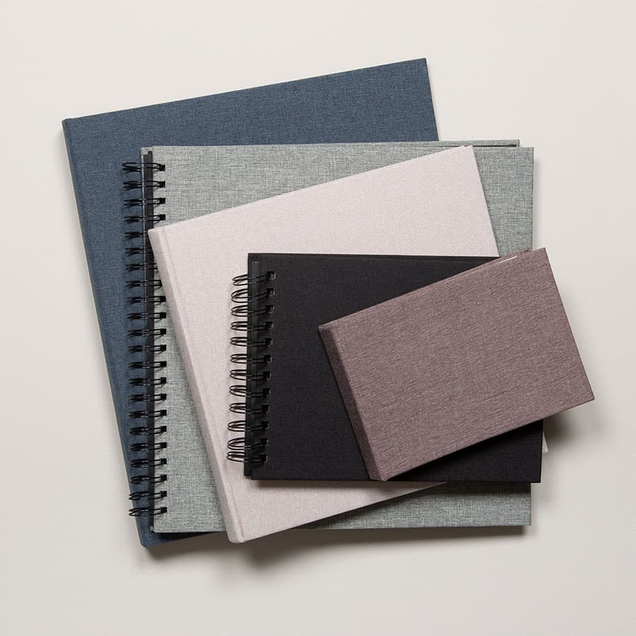 Bilde av Essence Super 10×15 – Lommealbum m/skrivfelt (300 bilder) Svart